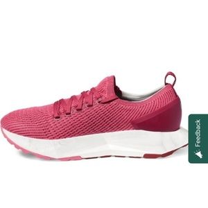 Allbirds
Tree Flyer Sneakers Lux
Pink/Blizzard 6 - Women's size 9